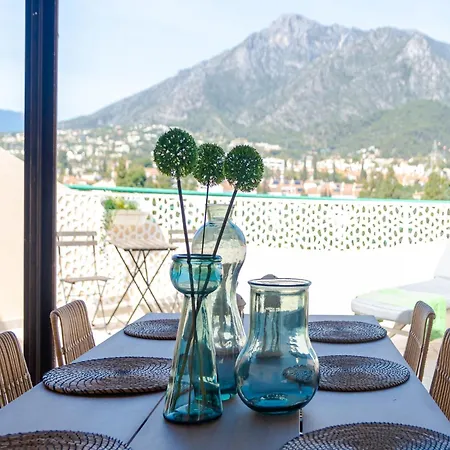 Apartment Penthouse With Jacuzzi Marbella